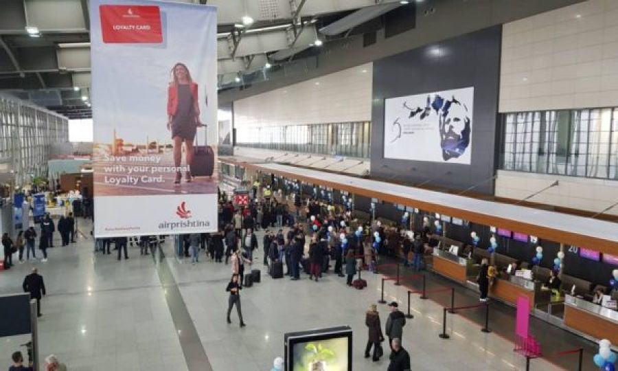 Priştine Havalimanı’nda Sahte Belge Şüphesiyle Bir Kişi Tutuklandı