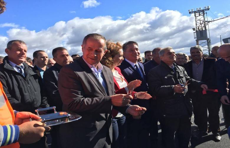 Priştine-İpek Karayolunun İkinci Bölümü Hizmete Verildi