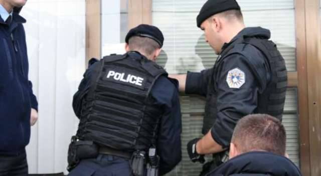 Polis ve KGG 5 Tutuklusuna 30 Gün Gözaltı