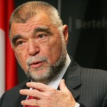 Mesiç "Fahri Doktora" Unvanına Laik Göründü
