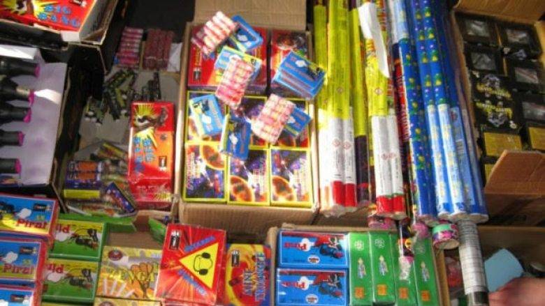 Priştine Belediyesi Havai Fişeklerin Kamu Alanlarda Patlatılmasını Yasakladı