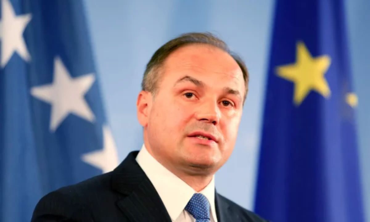 Kosova, AB Üyelik Sürecinde Geride Kalma Riskiyle Karşı Karşıya