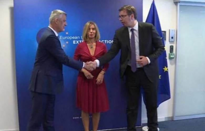 Thaçi  Vuçiç’i Kosova’ya Davet Etti