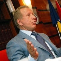 Pacolli İlk Oylamada Geçemedi