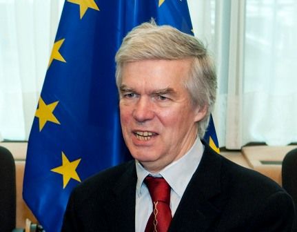 Cooper: Tabloda Açıklama Değil, Sadece Yıldız Yer Alacak