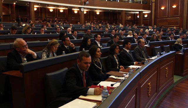 Muhalefet, Hükümetin Bulgaristan "Ziyaretini" Eleştirdi