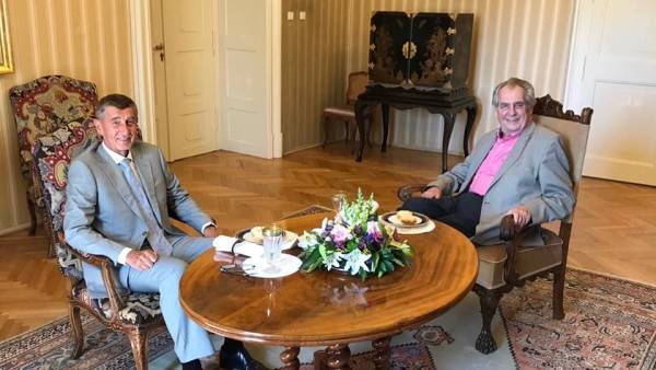 Çek Cumhuriyeti, Kosova’yı Tanıma Kararını Geri Çekmeyi Ciddi Düşünüyor