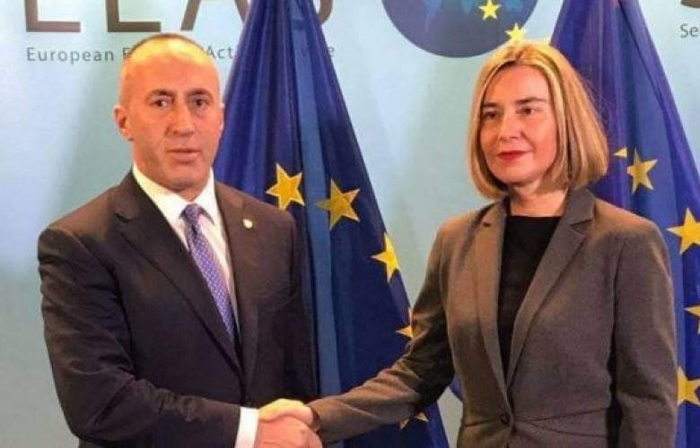 Brüksel’de Kosova Bayrağı Yokluğu Tartışması