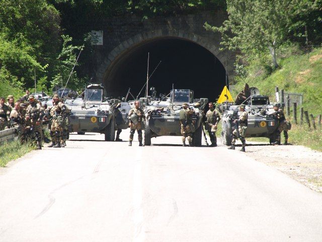 Sırplar, KFOR Operasyonuna Karşı