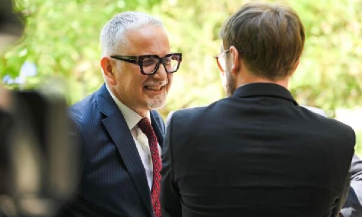 Vitia'nın Danışmanından Pediatri Kliniği'ndeki Koşullara İlişkin Açıklama