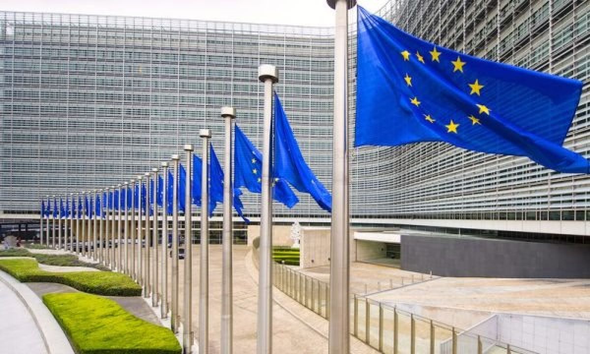 AB: EULEX Adli Tıp Uzmanları Zubin Potok'taki Kazılara Destek Veriyor