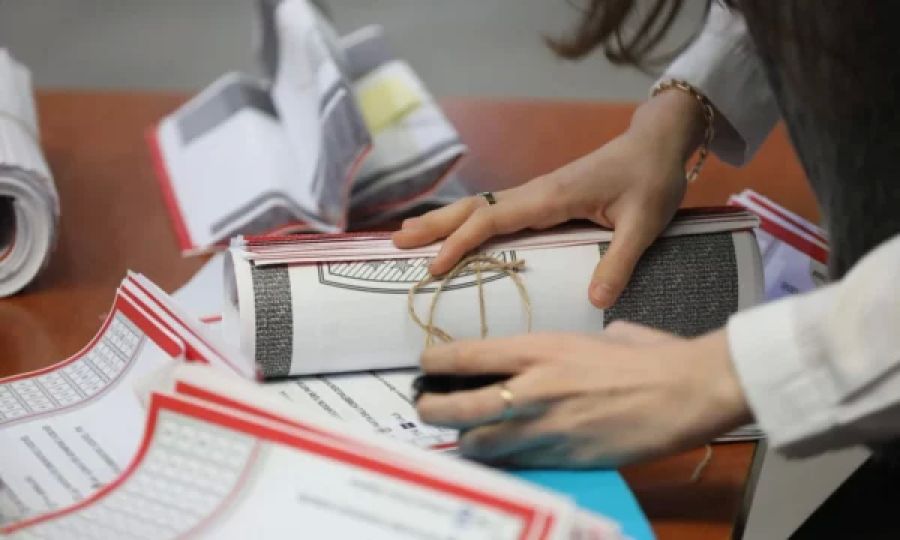 Slovenya Şirketi, Yine Seçim Materyallerinin Basımı İhalesini Kazandı