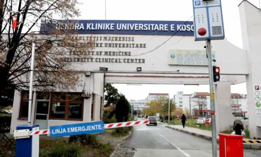  QKUK’ta Stent Eksikliği Var, Kurti Ülkeyi Abluka Altında Tutma Planlarıyla Meşgul