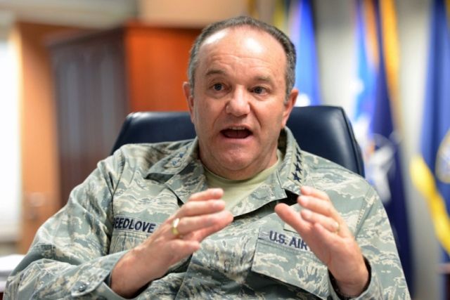 Breedlove: EULEX Misyonu Devam Etmeli