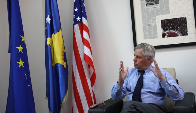 Feith: AB Kosova'nın En Yakın Ortağı
