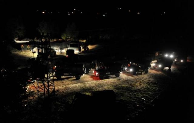 KFOR Barikatları Kaldırmaya Başladı