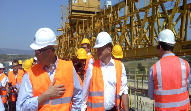 Thaçi: Otoban Gelecek Yıl Hazır