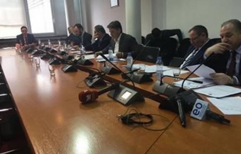 Milletvekilleri Trust’ta Maaşların Azaltılmasından Yana