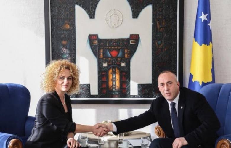 Donika Kadaj-Bujupi Tekrar AAK’de