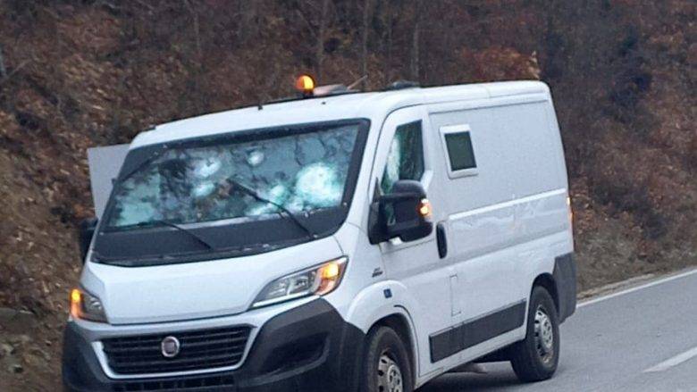Gilan-Priştine Karayolunda Para Taşıyan Araca Silahlı Saldırı