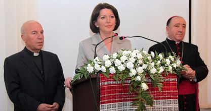 Jahjaga Paskalya Törenine Katıldı