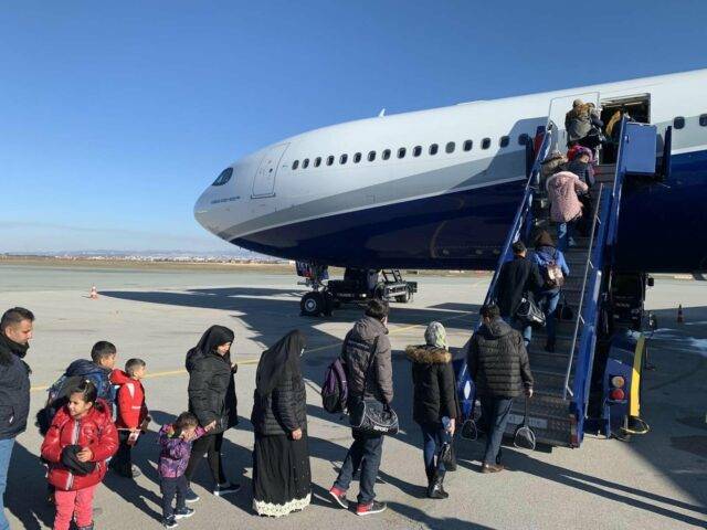 Kosova’dan 256 Afgan Daha Ayrıldı