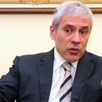 Tadiç'ten Kosova'nın Tanınmamasına Çağrı