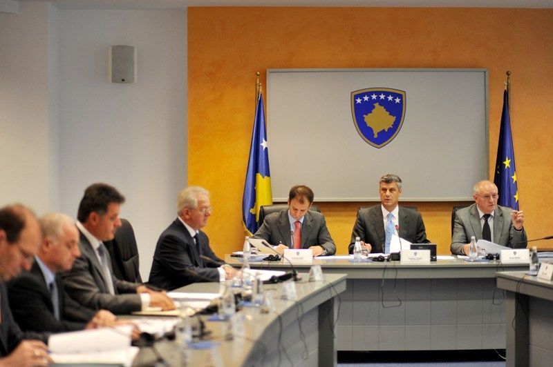 Sözleşmeler Artık Bakan ve Daimi Sekreter Tarafından İmzalanacak