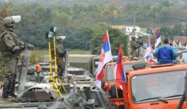 Sırplar Barikatlarda Kalmaya Devam Ediyor