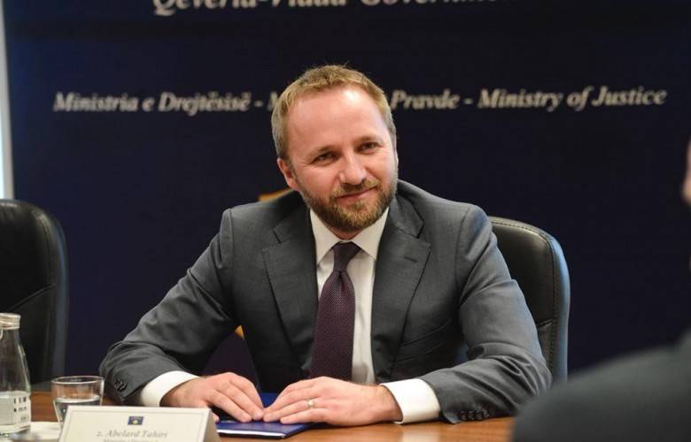 Gensoru Önergelerinden Endişelenmiyoruz