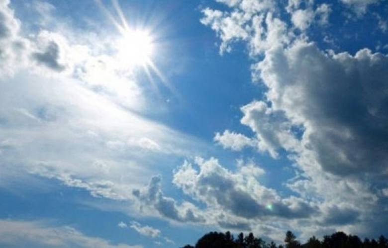 Hava Güneşli ve Sıcak