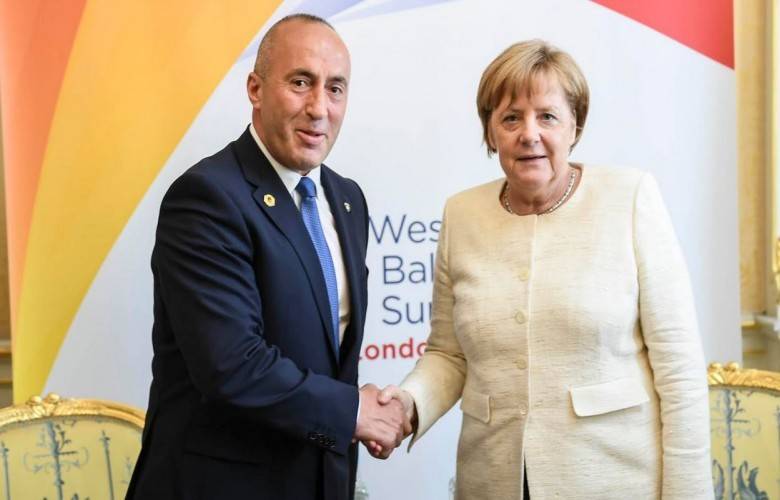 Haradinaj Vize Serbestisi için Merkel’den Destek İstedi