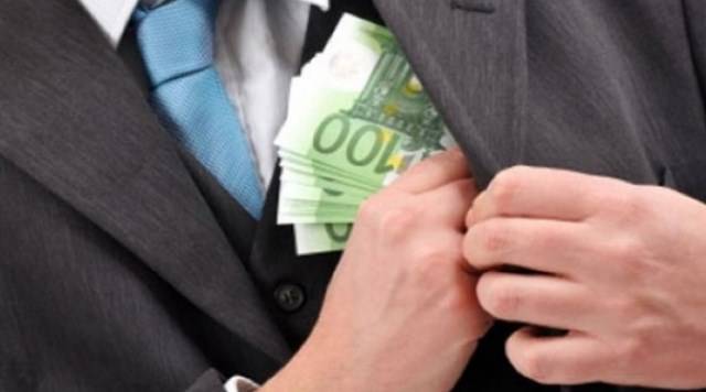 Para Aklamadan 100 Kişi Soruşturuluyor