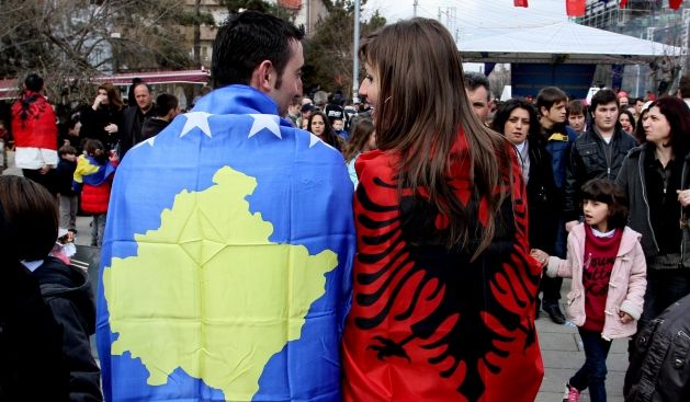 Kosova ve Arnavutluk'un Birleşmesi İçin Resmi Dilekçe Hazır