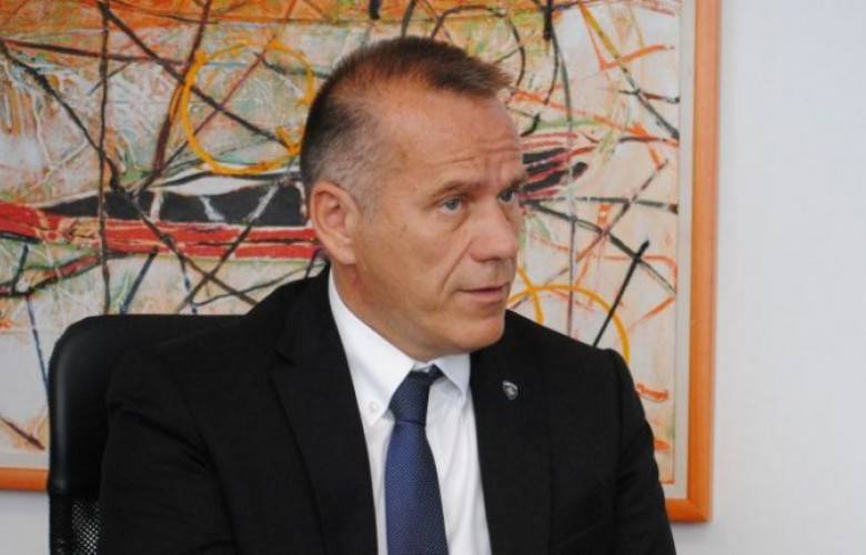 Sırbistan ile Diyalogda Birliğin Olacağına İnanıyor
