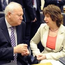 Moratinos İçin Kosova ve Sırbistan Şart