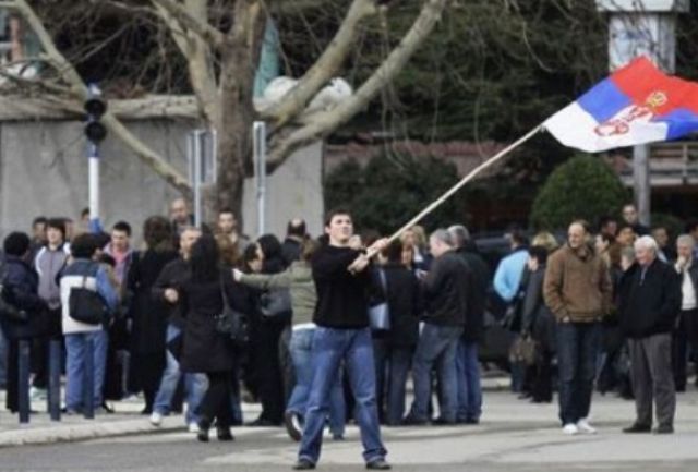 İki Sırp Yetkilisi Bugün Kosova'da