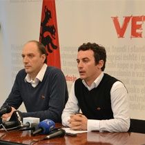 Vetvendosje, Sınır Geçitlerini Bloke Edeceğini Bildirdi