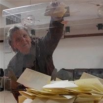 Sırbistan Seçimlerinin Kosova'da da Yapılması  Berlin'e Darbe