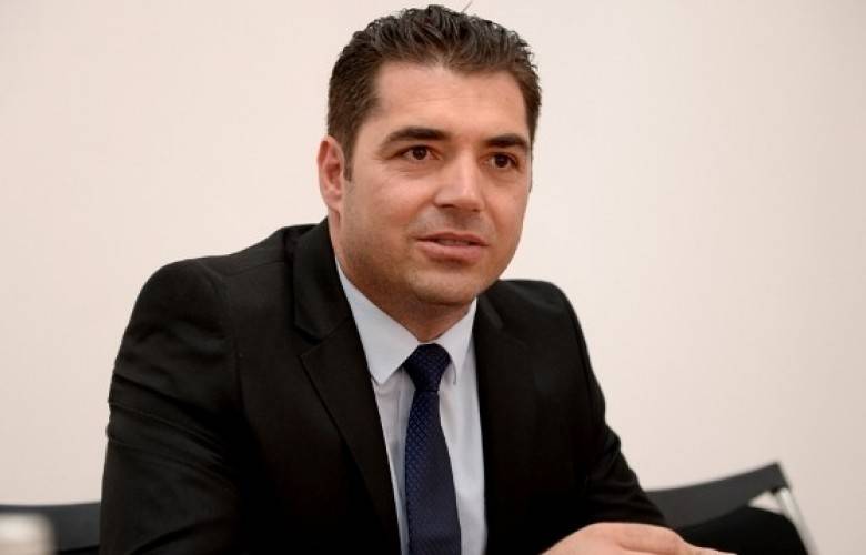 Ticaret ve Sanayi Bakanı Bajram Hasani Görevden Alındı