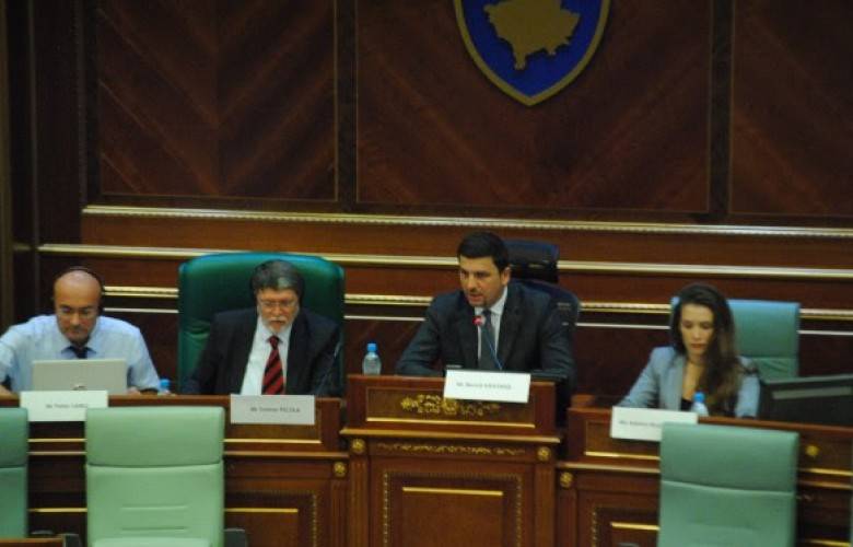 Kosovalılar Vizesiz Seyahat Hakkını Hakkediyorlar