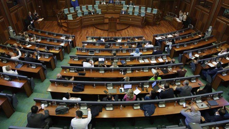 LDK’nın Teklif Ettiği Sağlık Kanun Tasarısına Meclis’ten Yeşil Işık Çıkmadı