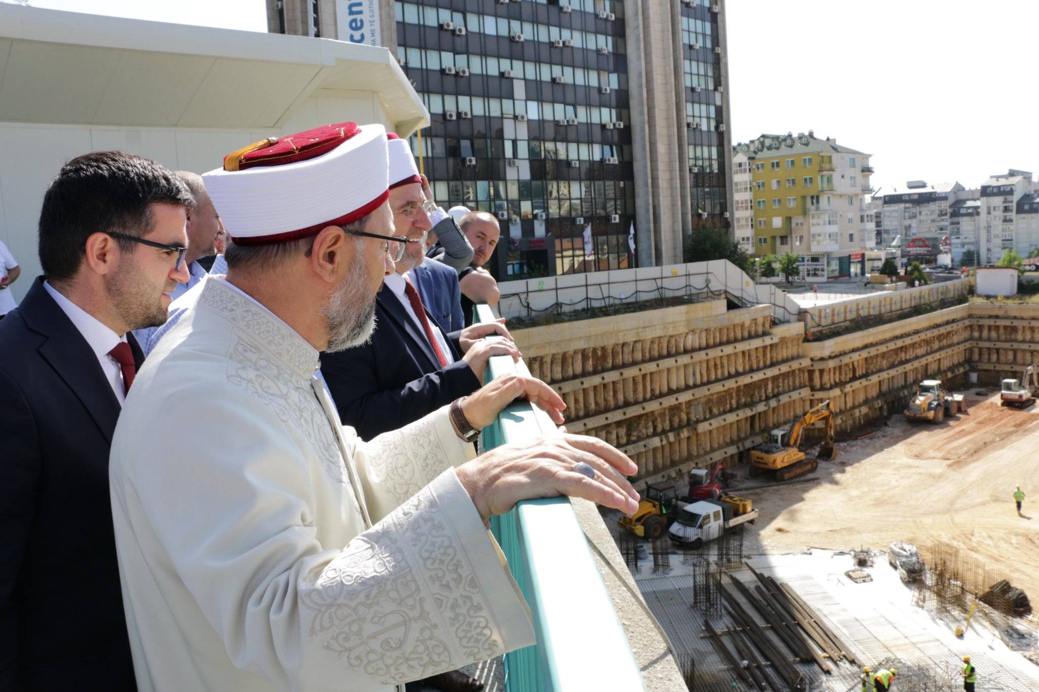 Türkiye Diyanet İşleri Başkanı Erbaş 3 Günlük Kosova Ziyaretine Geldi