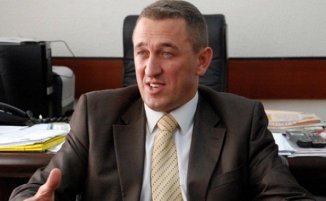 Raşiç: Topluluklar Kurumları Terk Edebilir