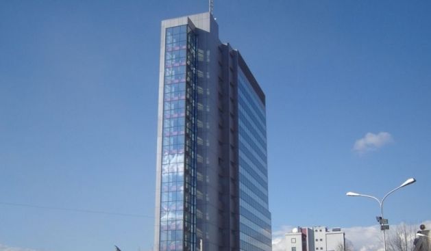 Hükümet Kurumları 2015 Yılına Kadar Kiracı