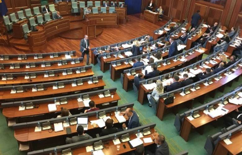 Vetëvendosje Katılmıyor, LDK Milletvekilleri Sorularını Boykot Ediyor