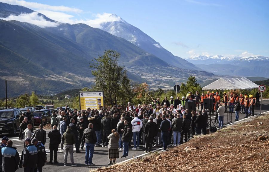 Kosova-Arnavutluk Arasında Gorozhup-Pogaj Yolu Hizmete Açıldı