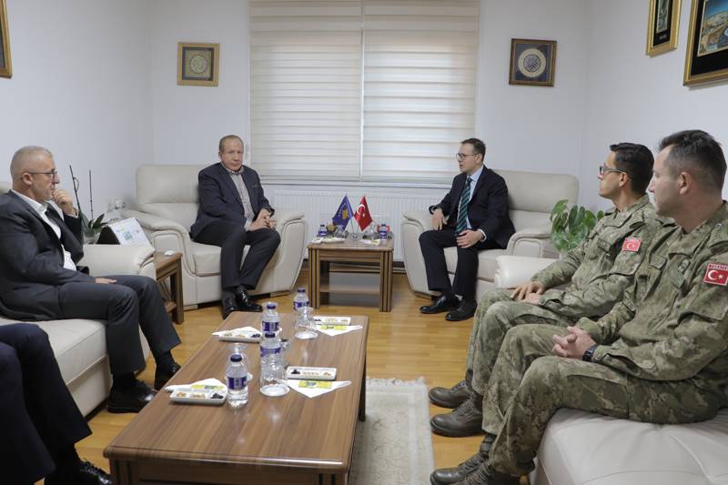 Kosovalıların Türkiye'deki Deprem Bölgesine Yardım Seferberliği Sürüyor