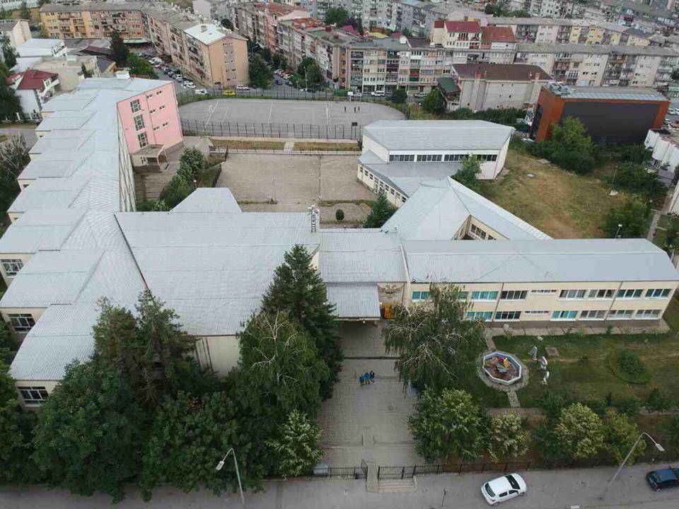 “Hasan Prishtina” İlköğretim Okulu Yarın Kısaltılmış Programla Derslere Başlıyor