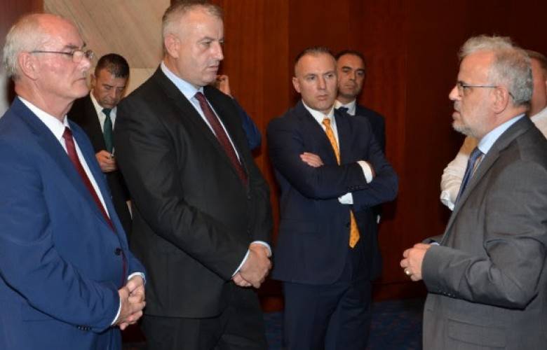 Berisha, Xhaferi’yi KGG’nin Dönüşümünden Bilgilendirdi